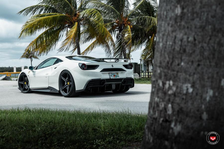  Ferrari 488 GTB on Vossen Wheels (M-X5) 2018 года  (фото 21 из 22)